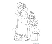 Дед Мороз собирает в мешок подарки